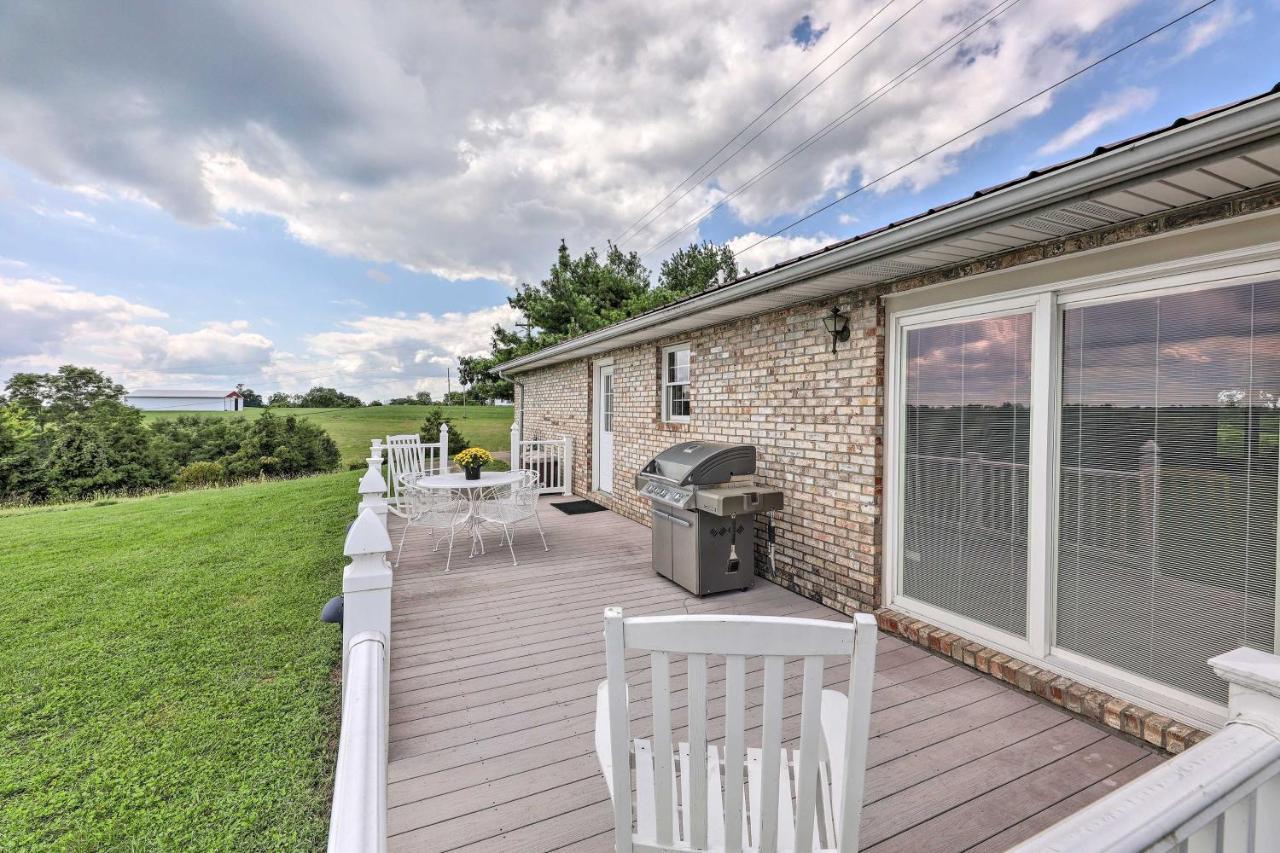 Charming Williamstown Retreat With Private Yard Villa Eksteriør billede